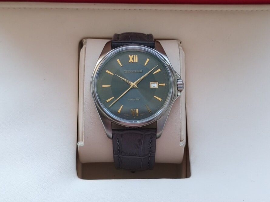 Швейцарские механические наручные часы Glycine 3868.10.RP