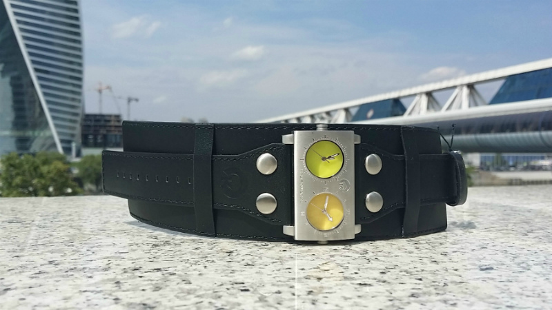 Kraftworxs dual time orange yellow