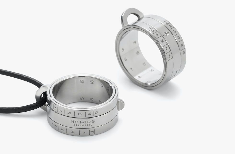 Солнечные часы Nomos Glashütte